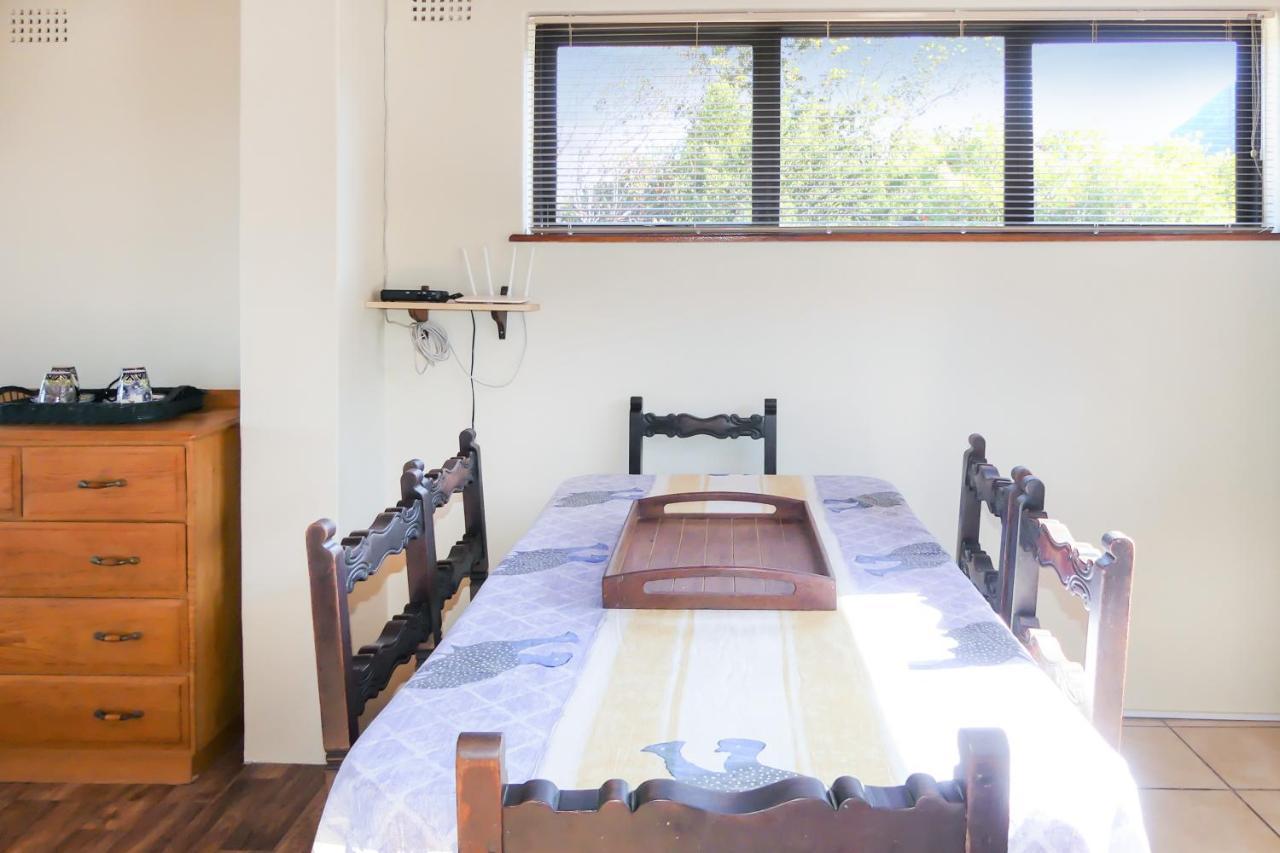 Hotel Shalom Self Catering Kleinmond Exterior foto