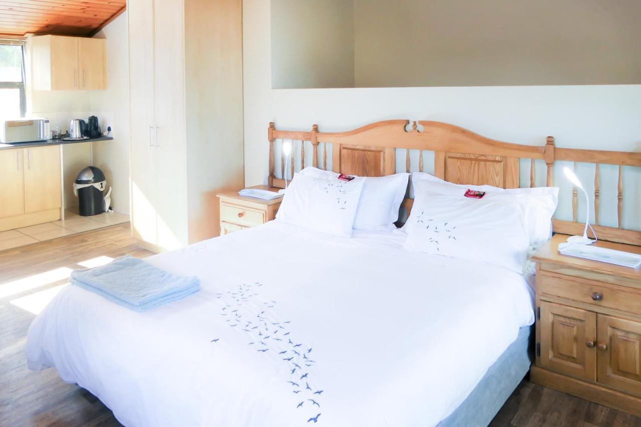 Hotel Shalom Self Catering Kleinmond Exterior foto